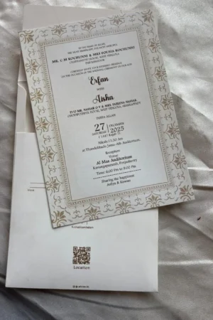 Offwhite envelope card