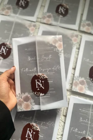 Floral card with buttersheet and round tag