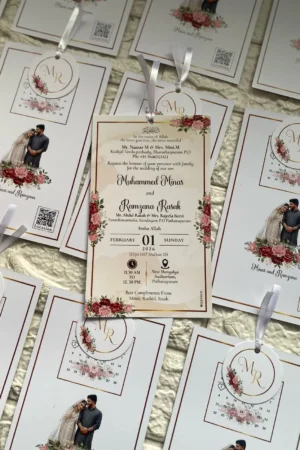 Double side card with round tag