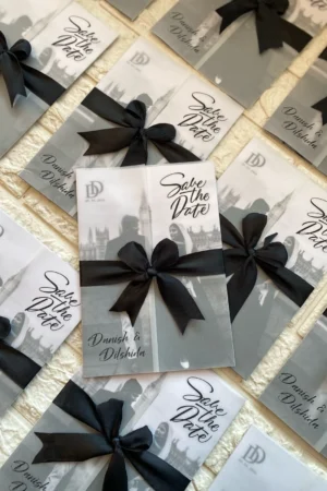 One single card and one double side card with buttersheet and bow